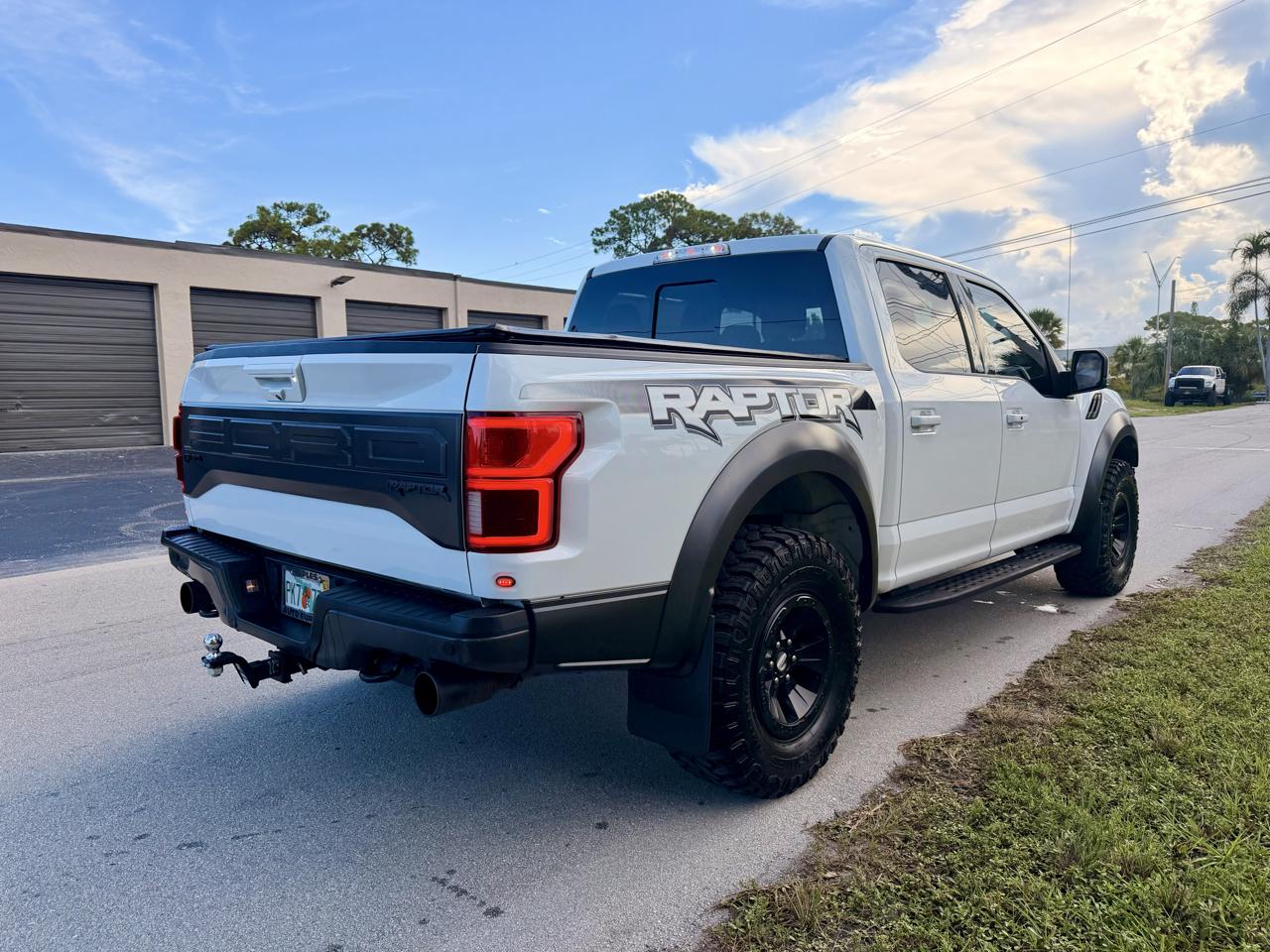 Ford F-150 Raptor SuperCrew 4WD 2018