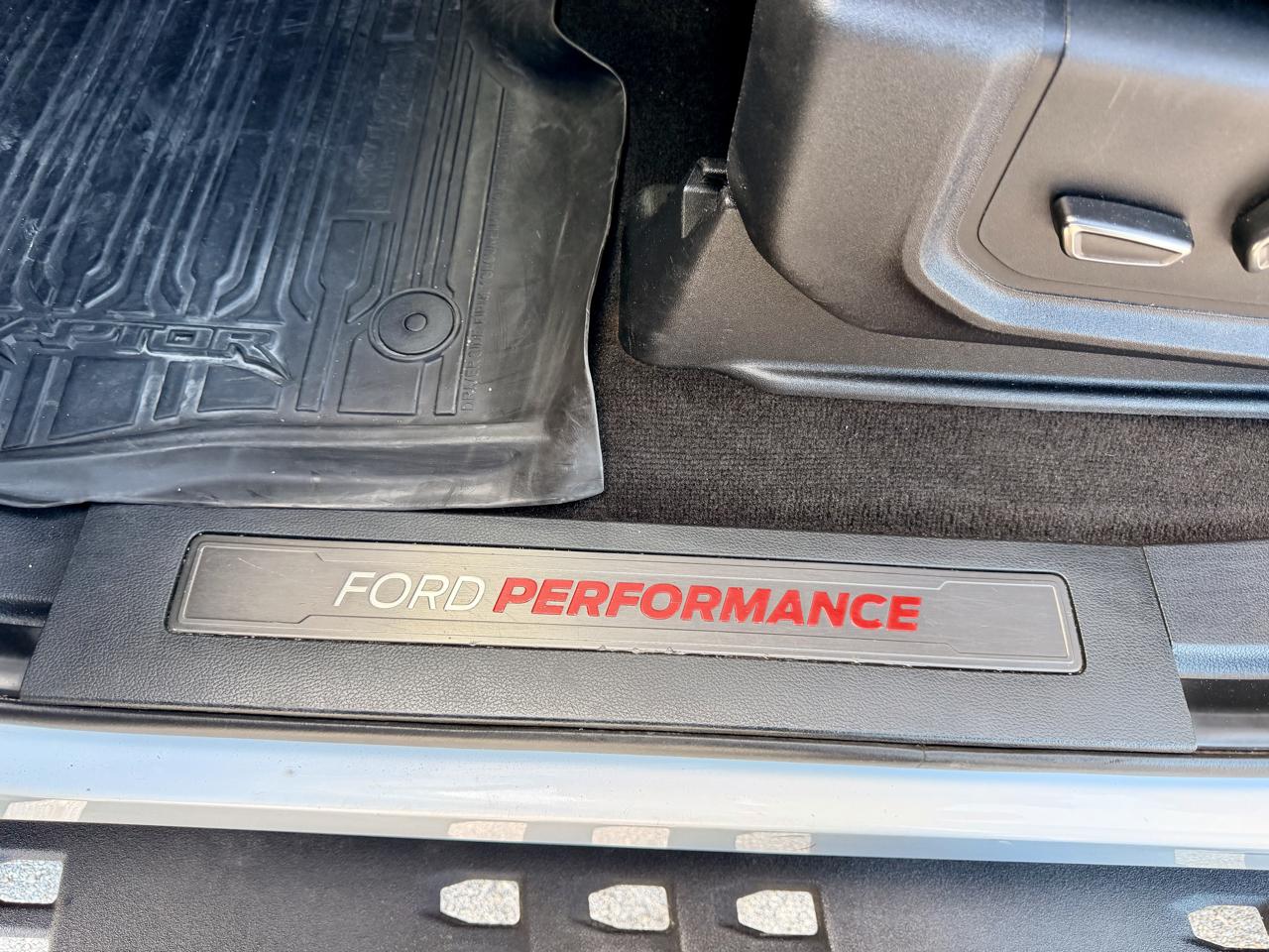 Ford F-150 Raptor SuperCrew 4WD 2018