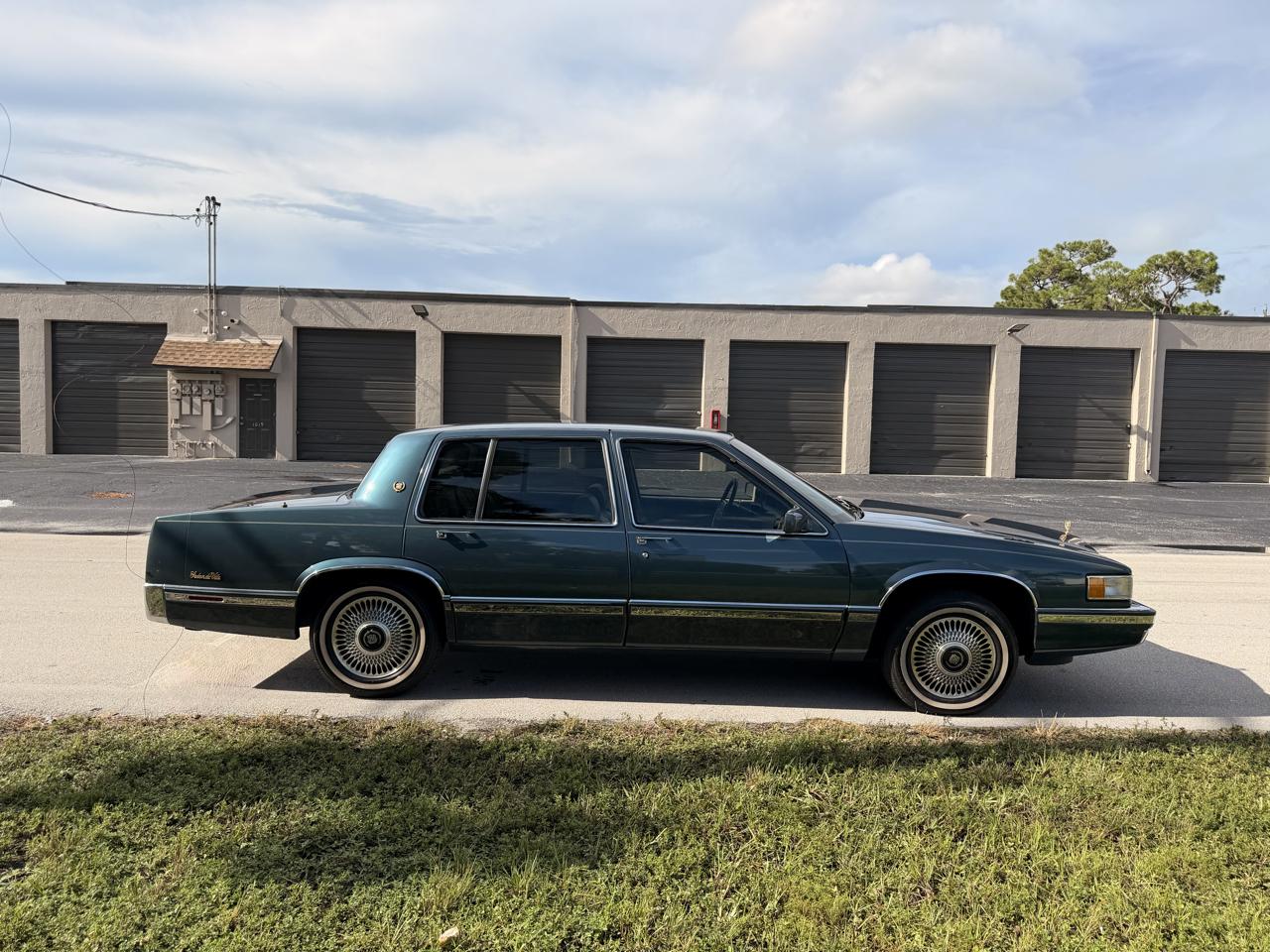 Cadillac DeVille Sedan 1993