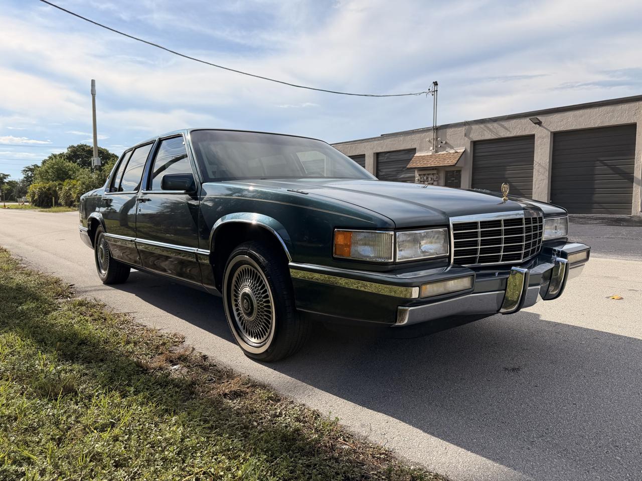 Cadillac DeVille Sedan 1993