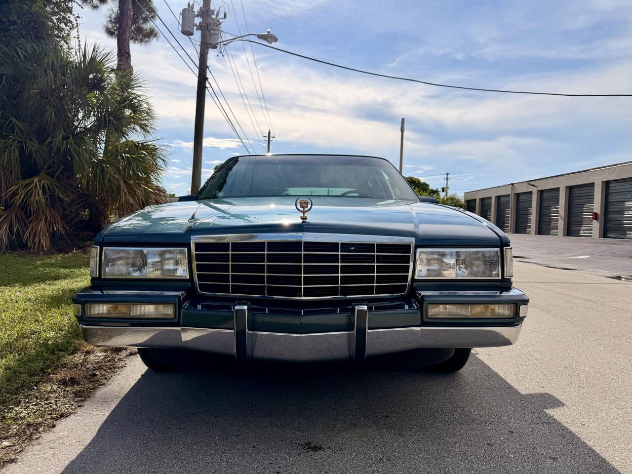 Cadillac DeVille Sedan 1993