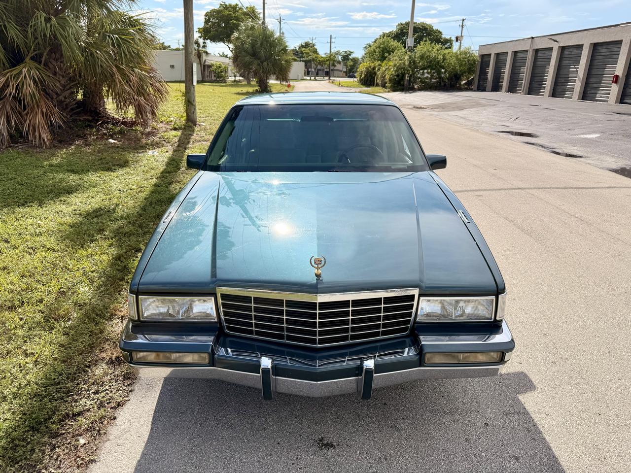 Cadillac DeVille Sedan 1993