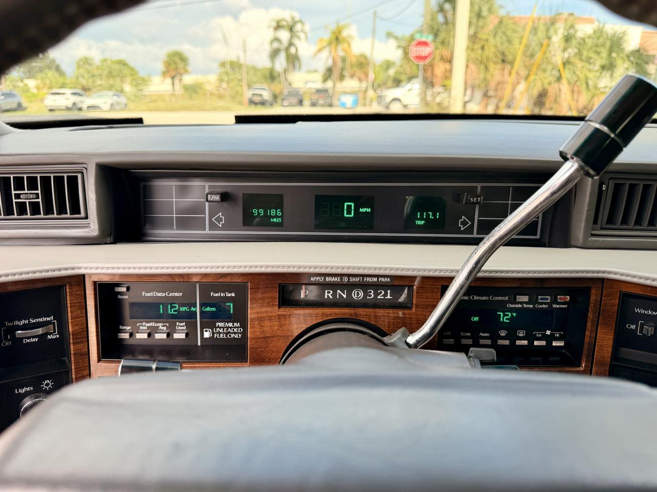 Cadillac DeVille Sedan 1993
