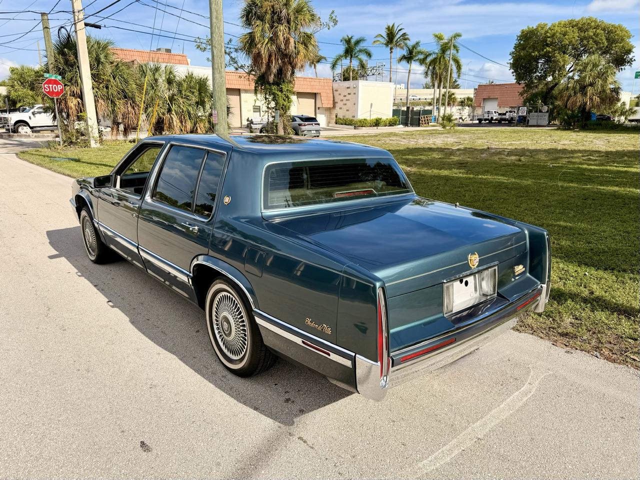 Cadillac DeVille Sedan 1993
