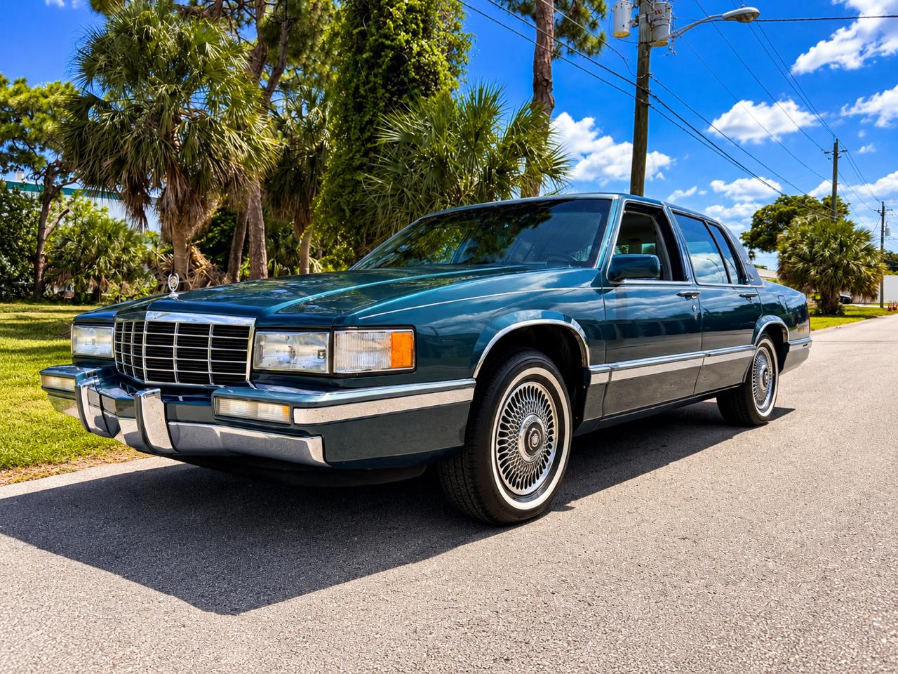1993 Cadillac DeVille Sedan
