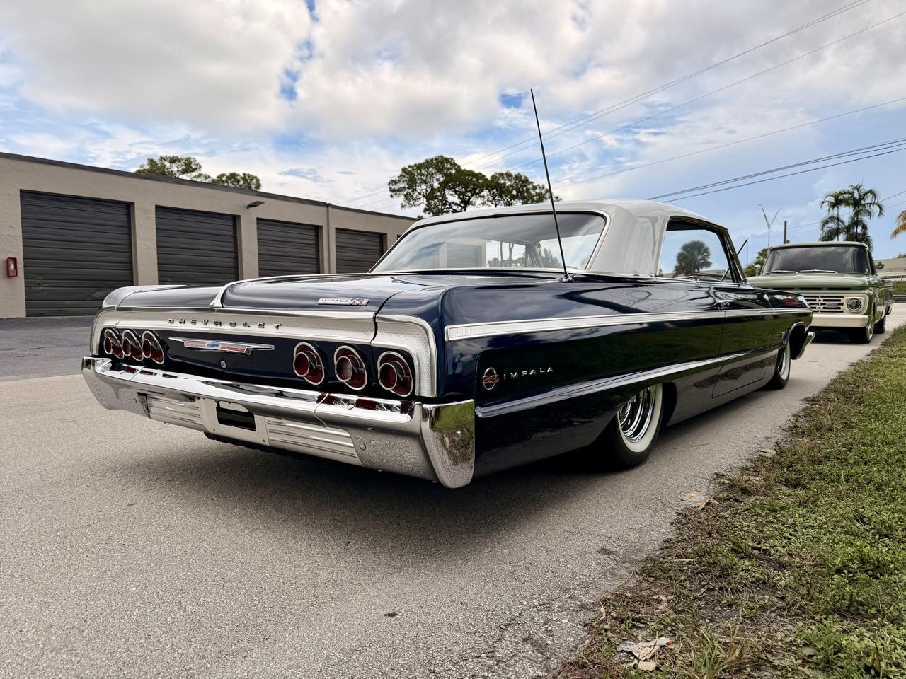 Chevrolet Impala SS 1964