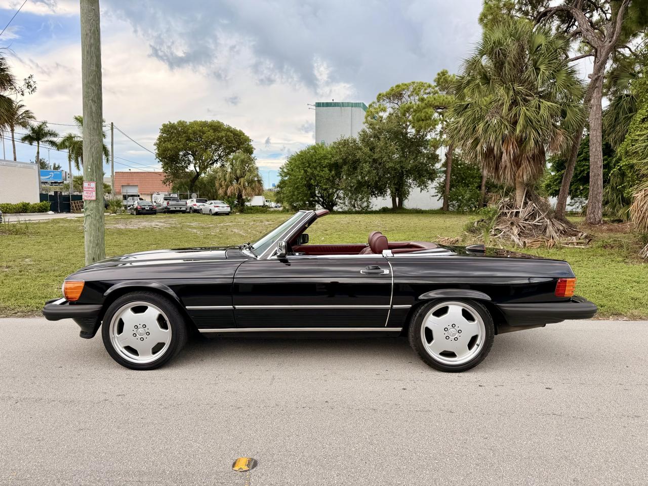 Mercedes-Benz 560 SL 1986