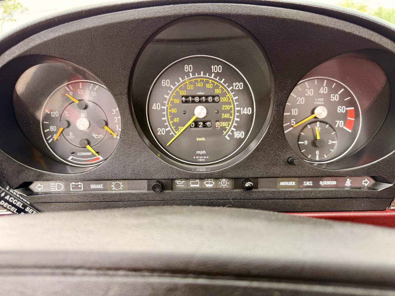 Mercedes-Benz 560 SL 1986