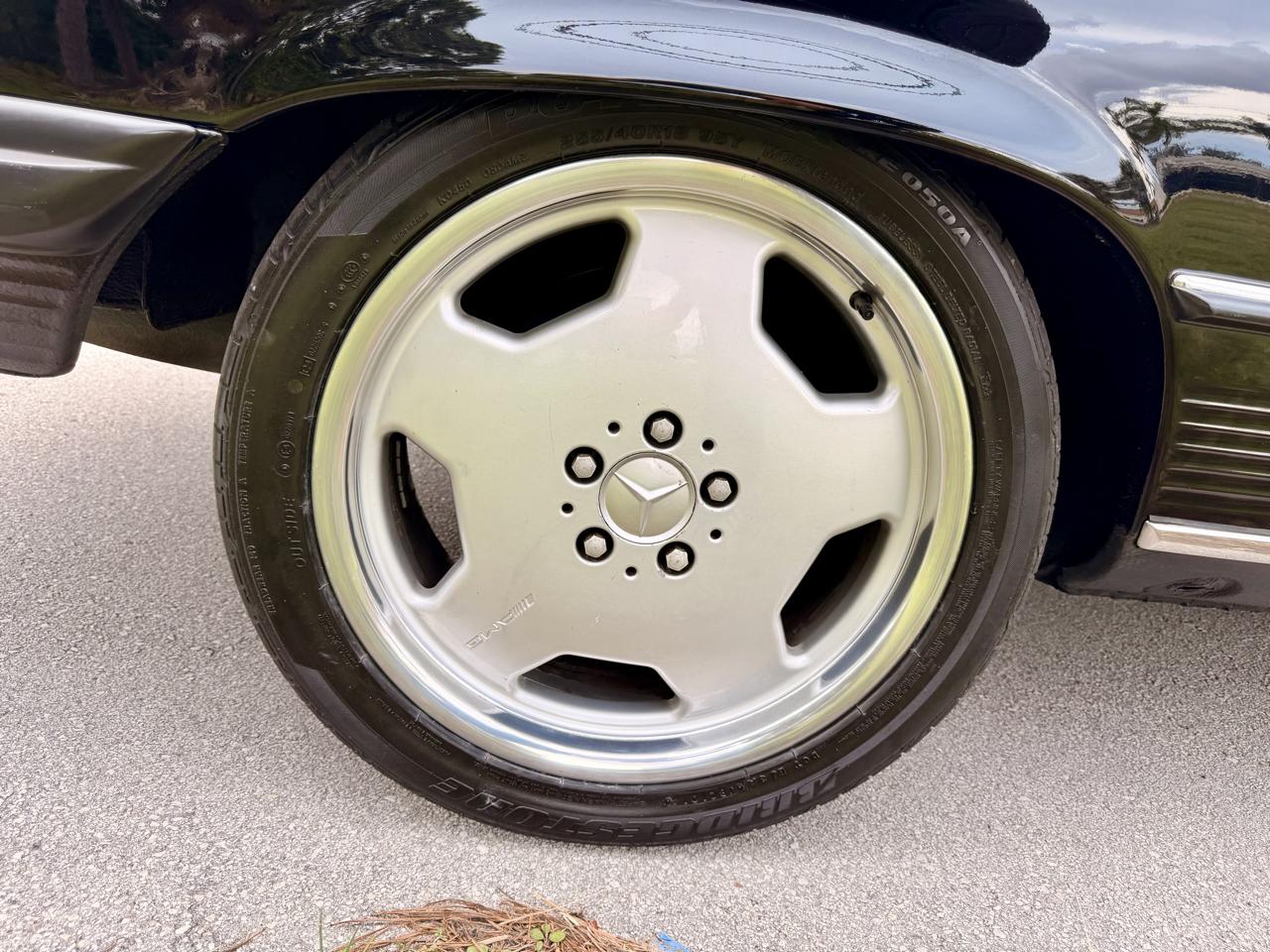 Mercedes-Benz 560 SL 1986