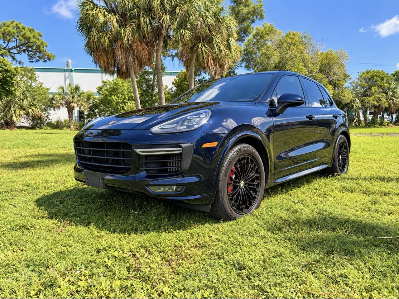 2017 Porsche Cayenne GTS