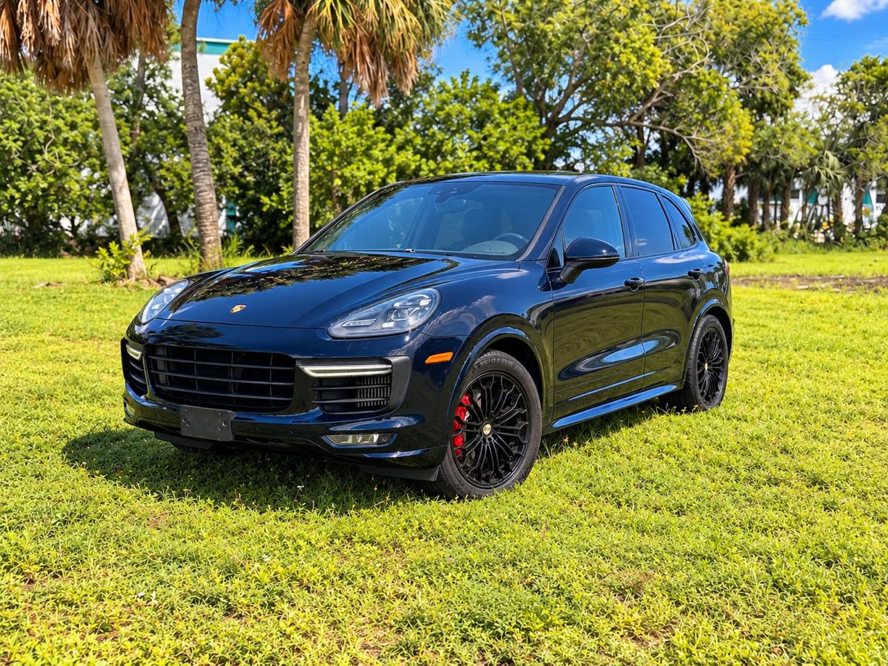 2017 Porsche Cayenne GTS