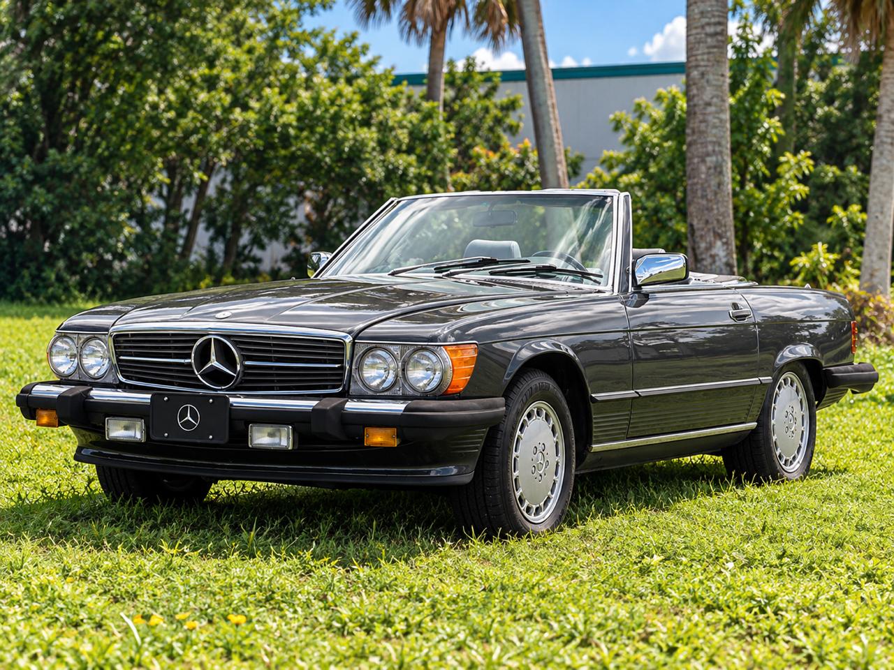 1988 Mercedes-Benz 560 SL