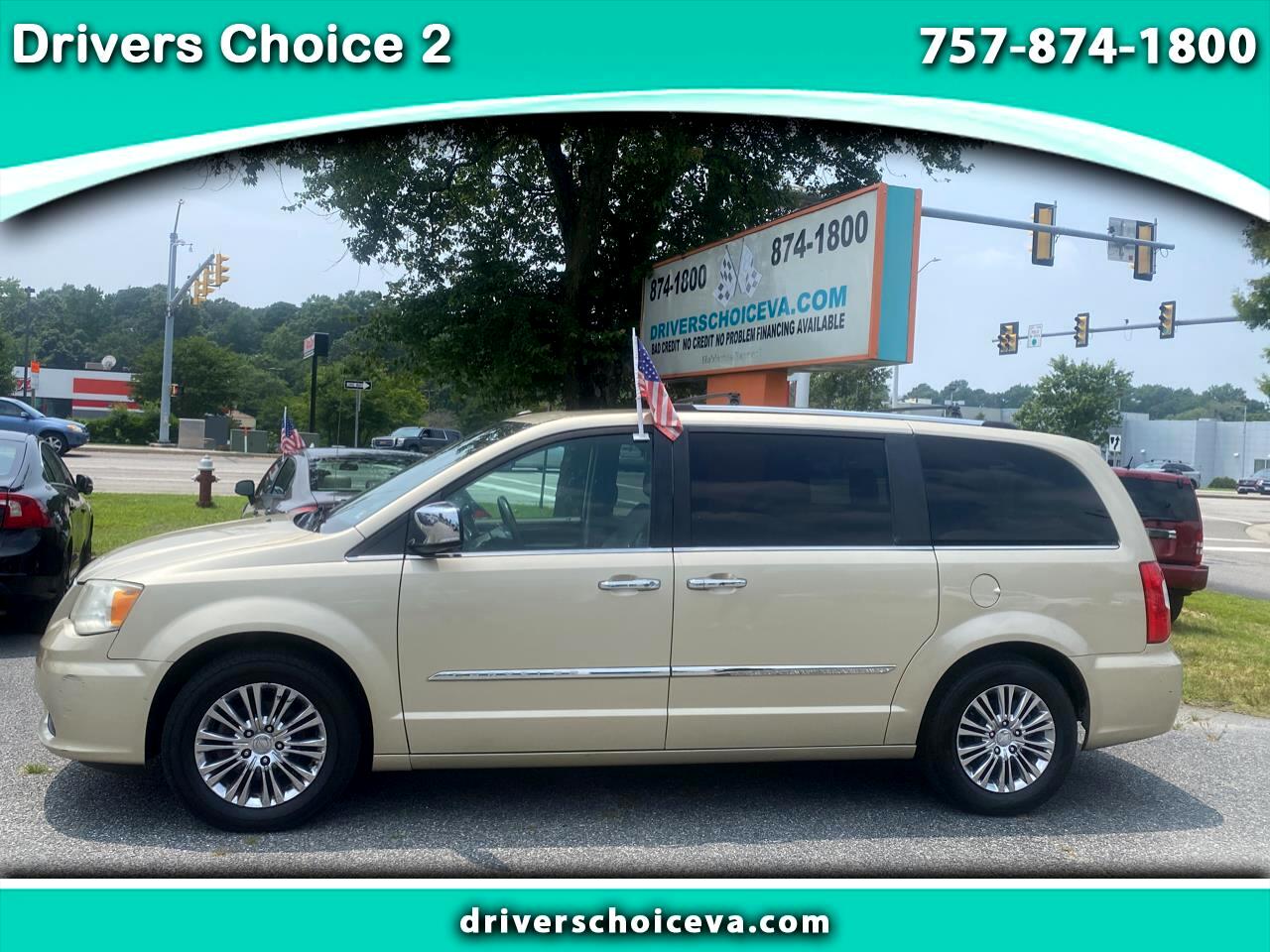 Chrysler Town & Country  2011