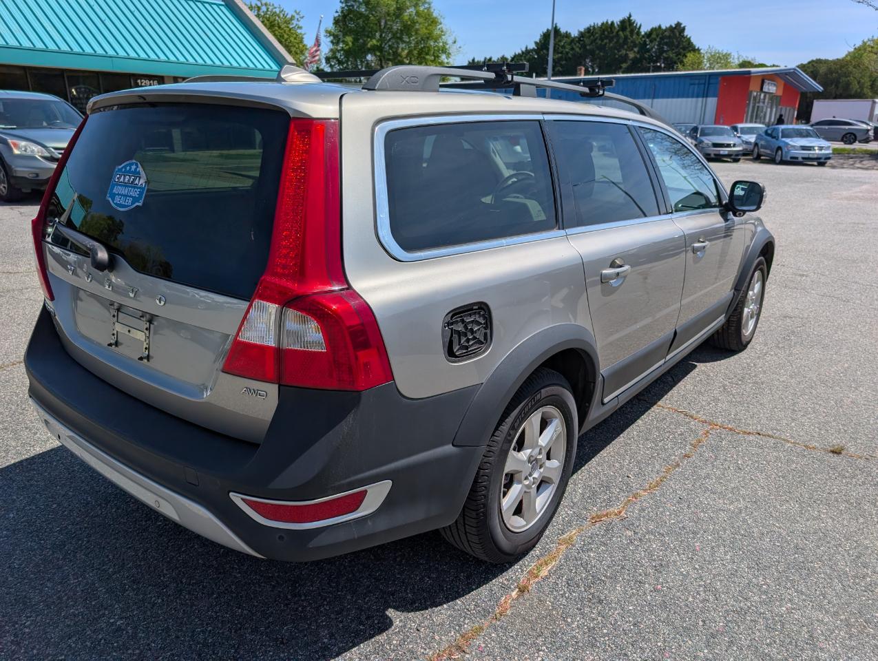Volvo XC70  2011