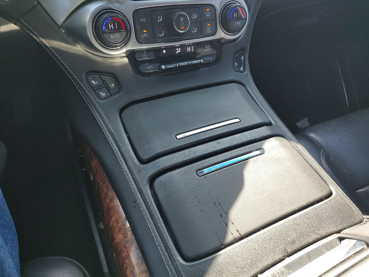 Chevrolet Tahoe  2017