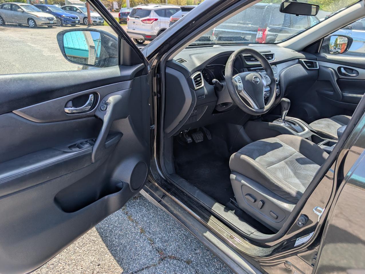 Nissan Rogue SV 2016