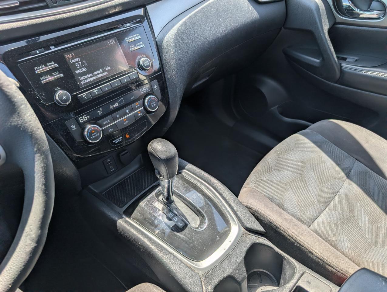 Nissan Rogue SV 2016