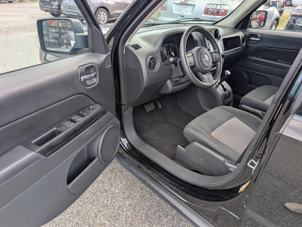 Jeep Patriot  2012