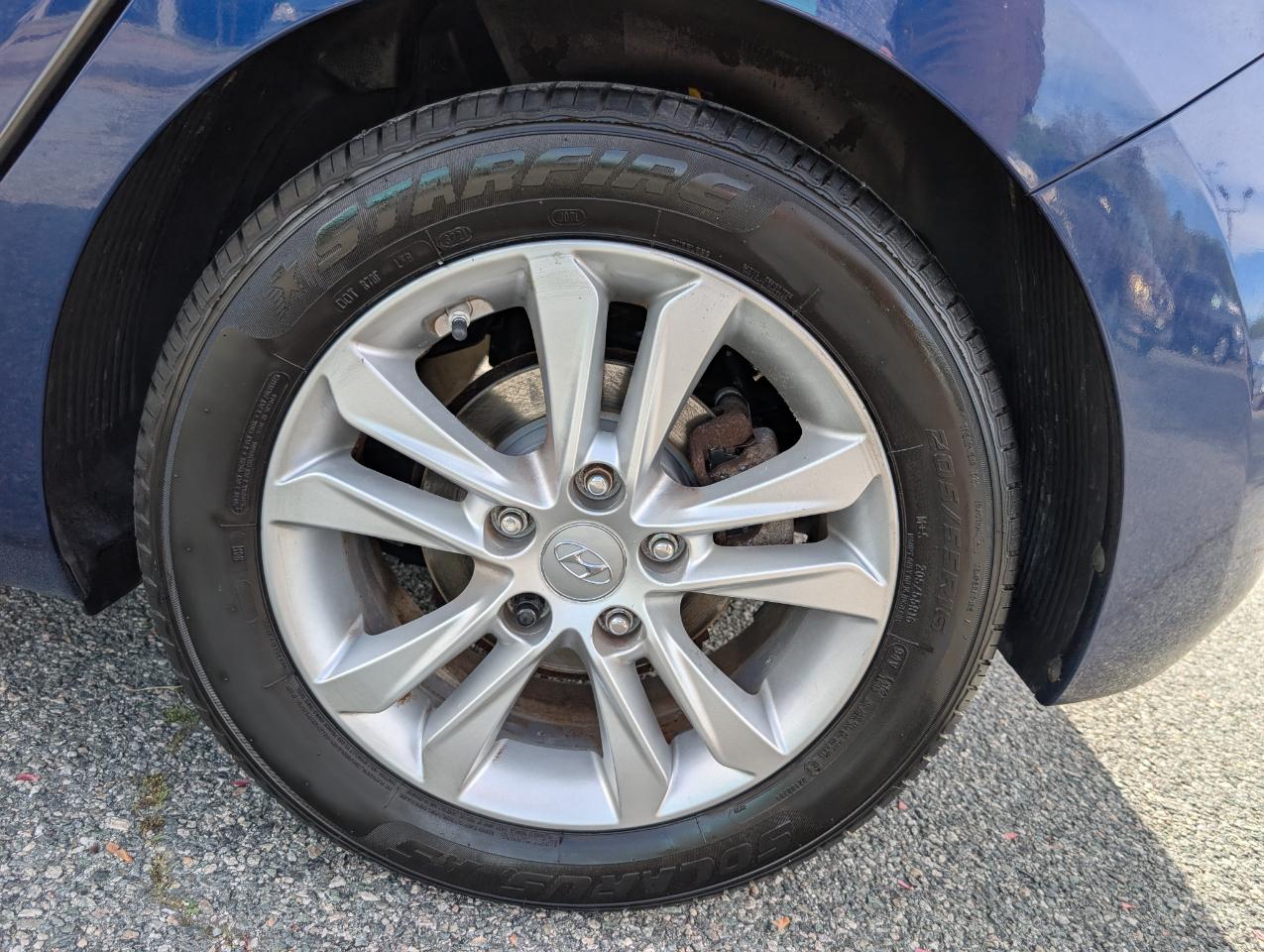 Hyundai Elantra GT  2013