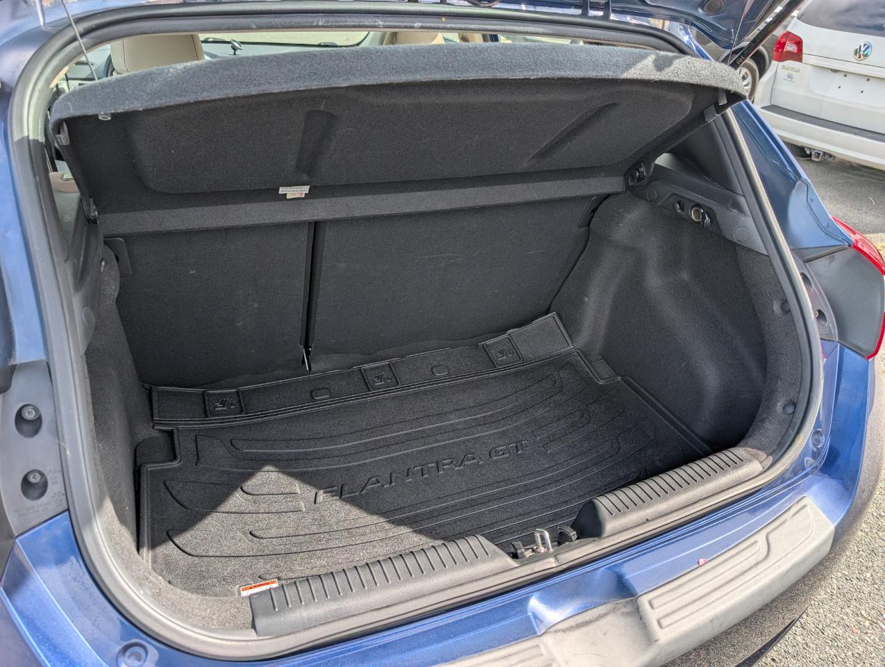 Hyundai Elantra GT  2013