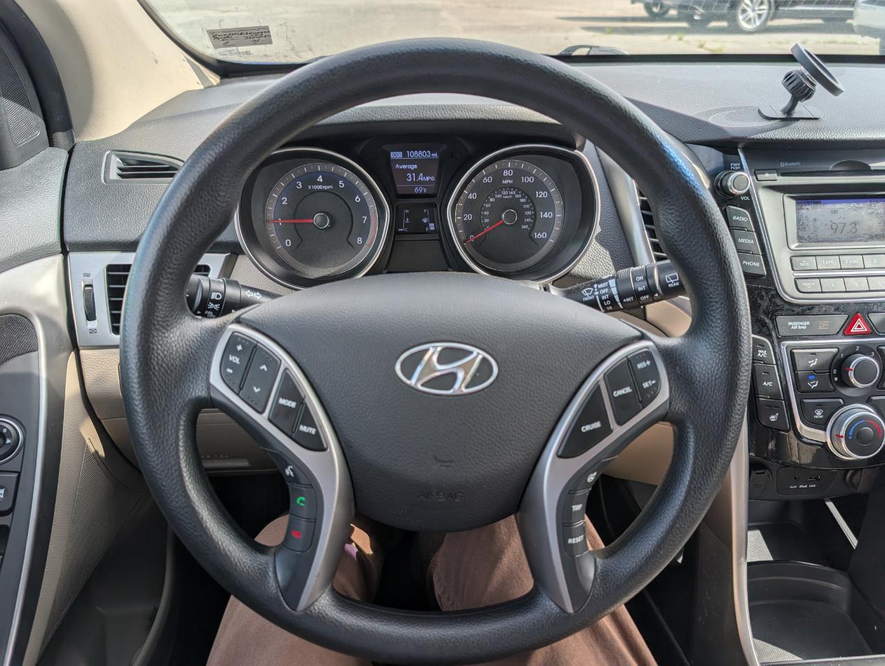 Hyundai Elantra GT  2013
