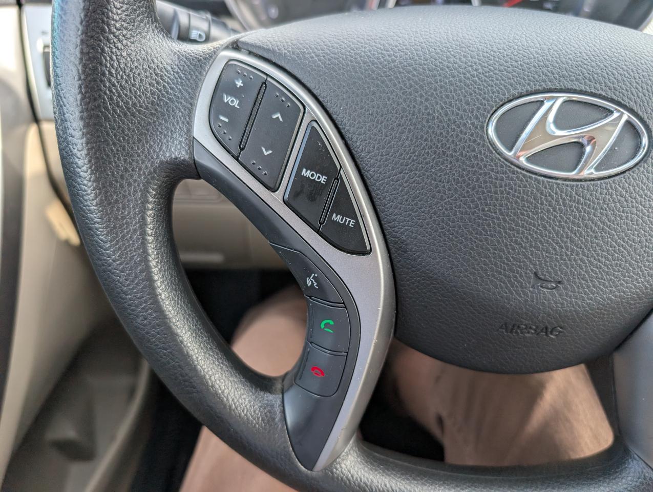 Hyundai Elantra GT  2013