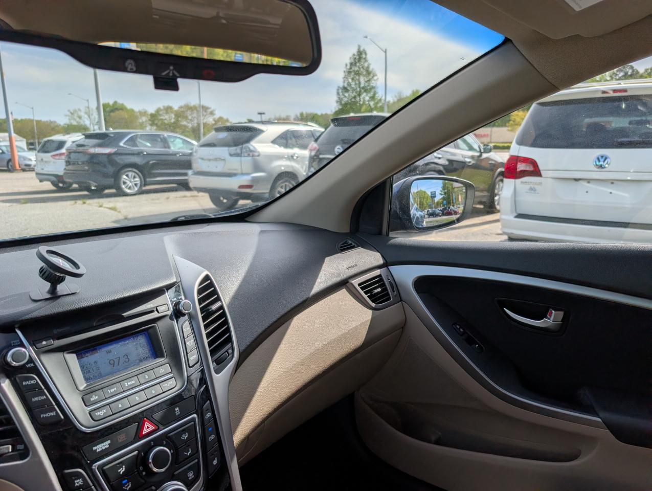 Hyundai Elantra GT  2013