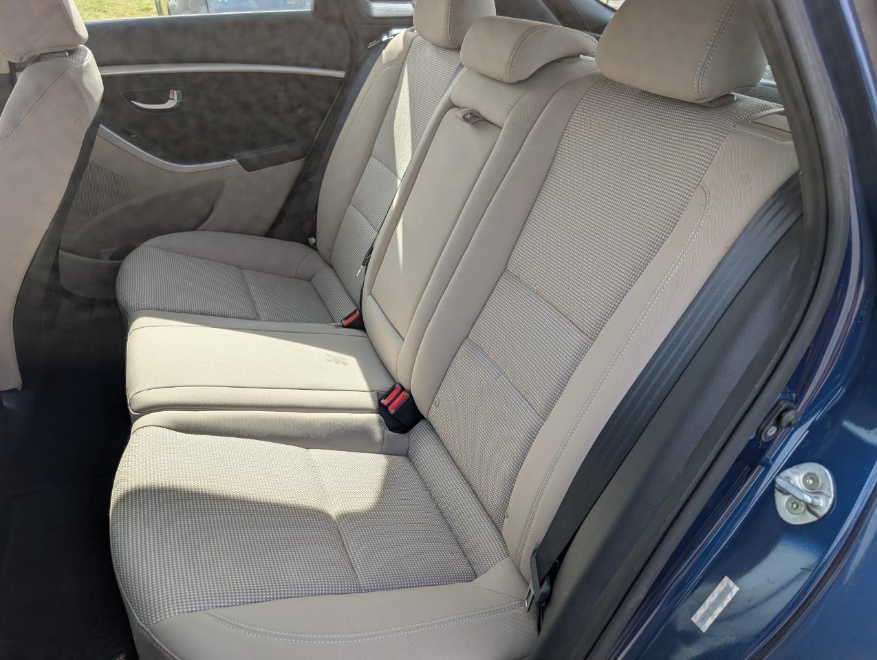 Hyundai Elantra GT  2013