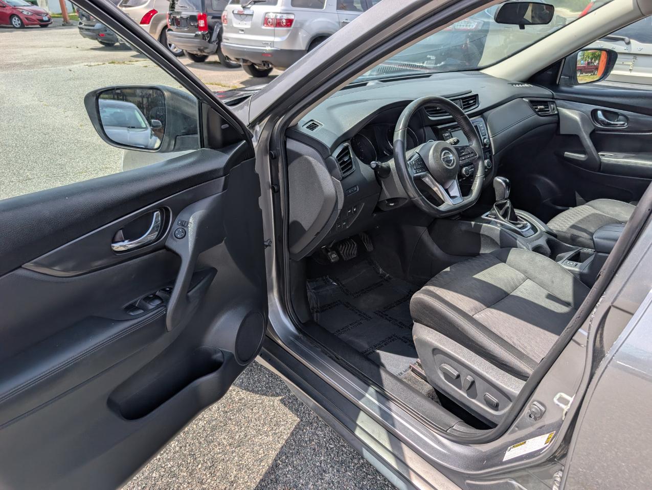 Nissan Rogue SV 2018