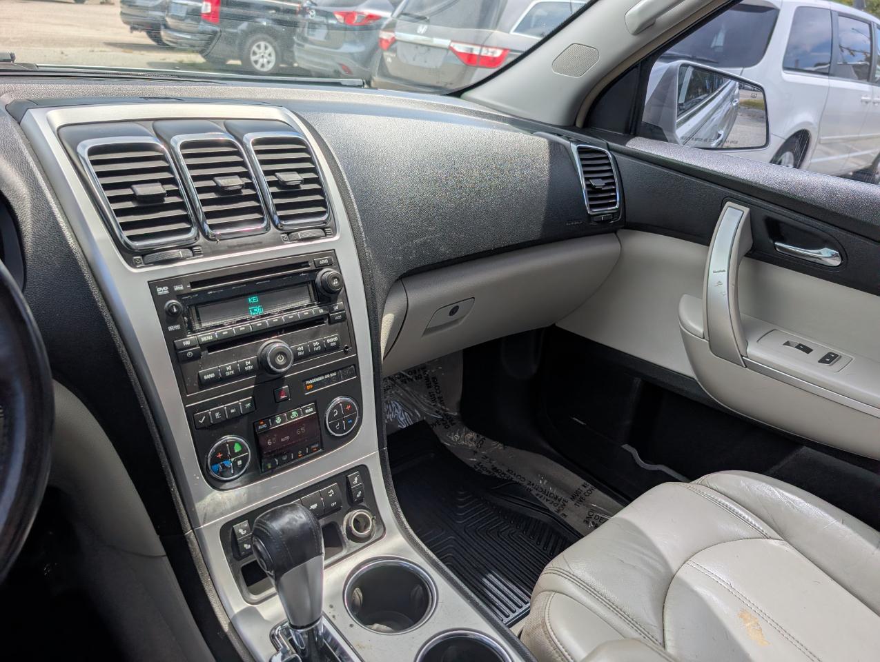 GMC Acadia  2009