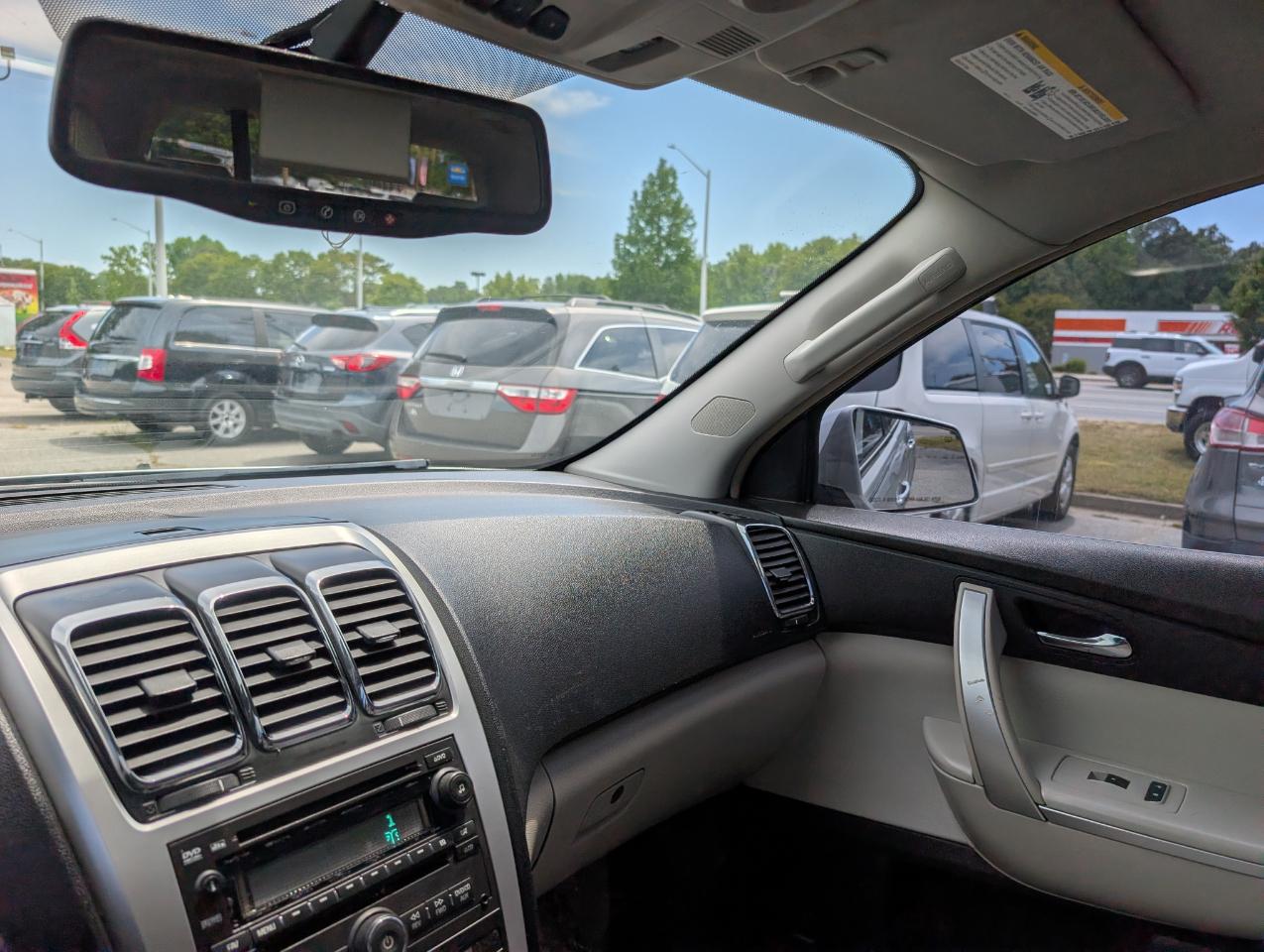 GMC Acadia  2009