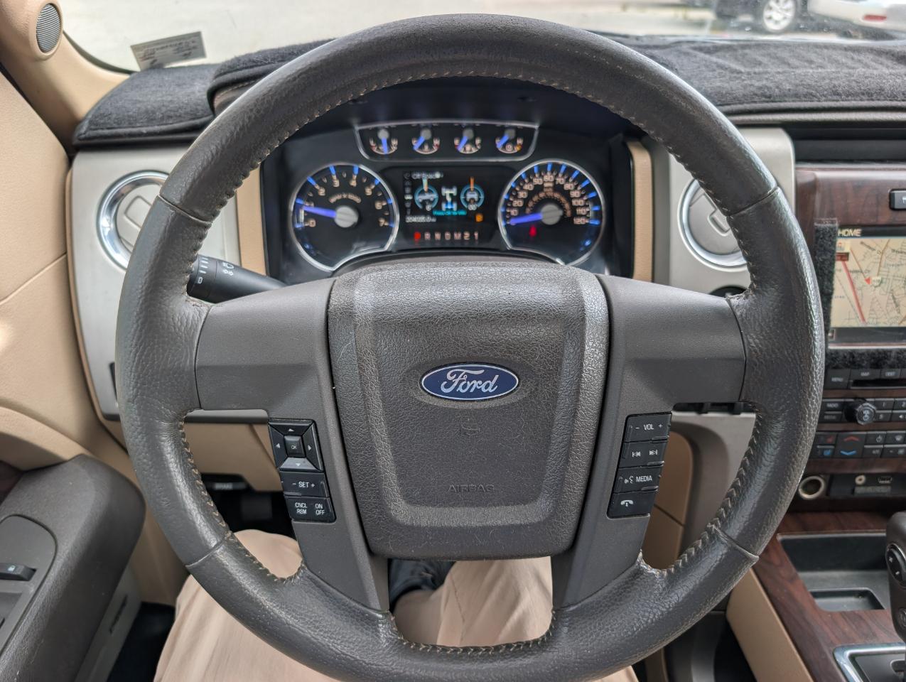 Ford F-150 4WD SuperCrew 145" Lariat 2012