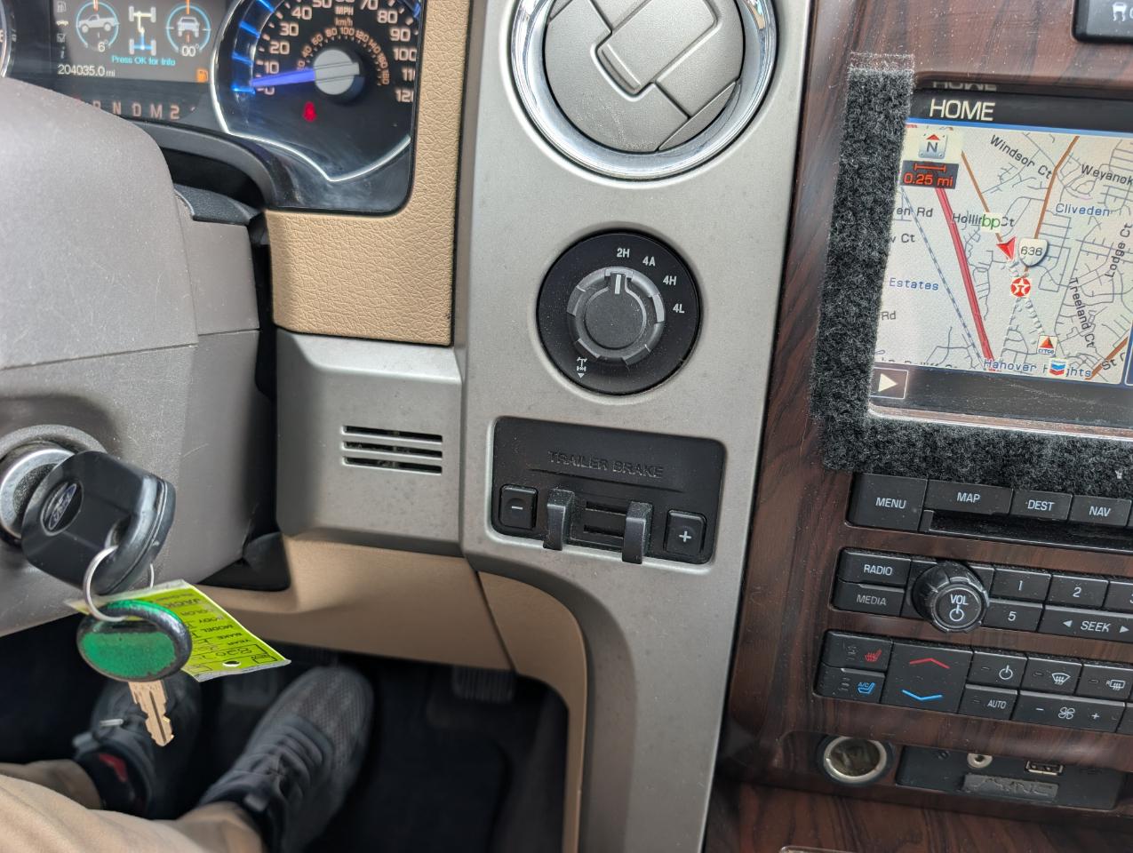 Ford F-150 4WD SuperCrew 145" Lariat 2012