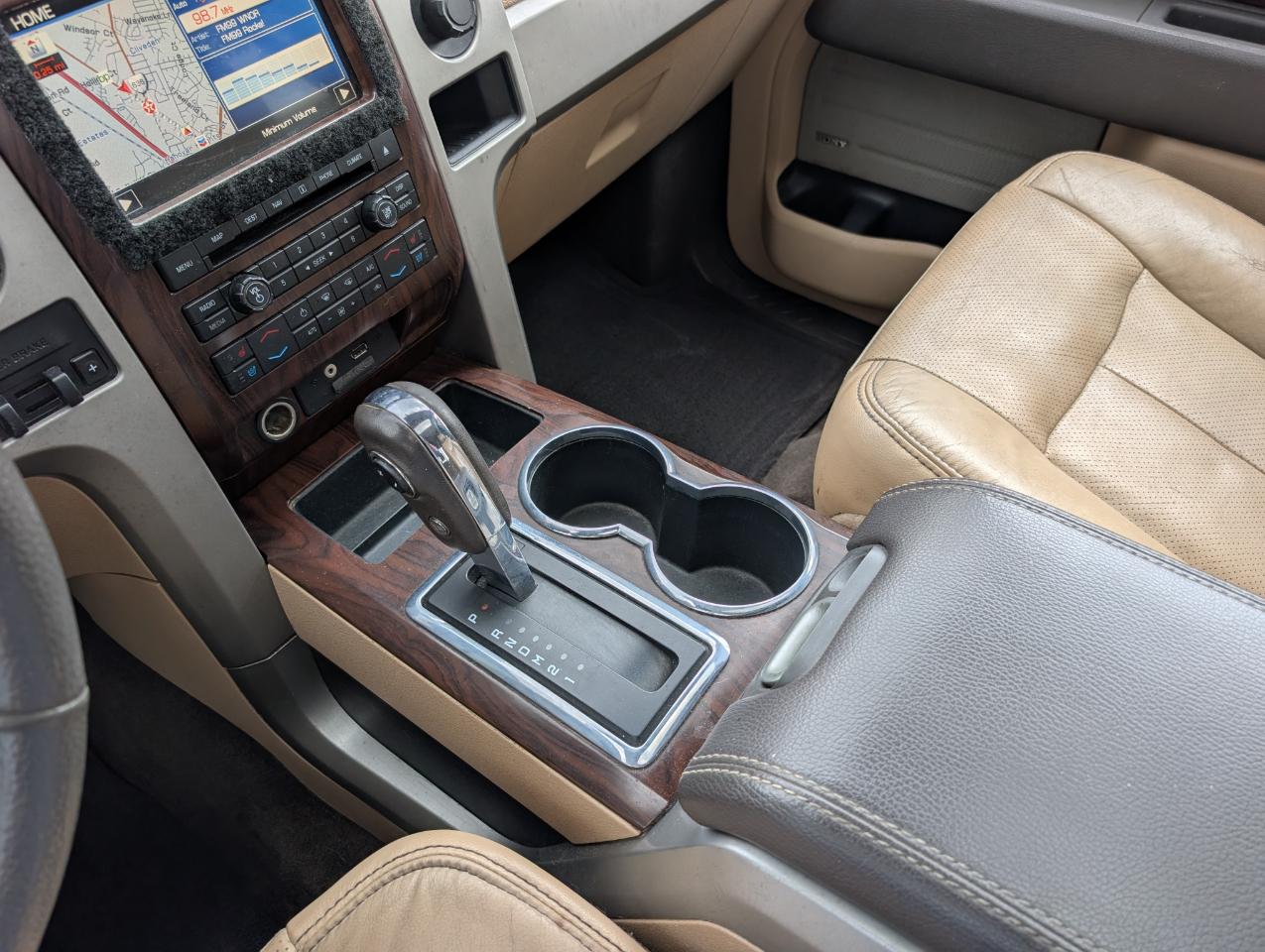 Ford F-150 4WD SuperCrew 145" Lariat 2012