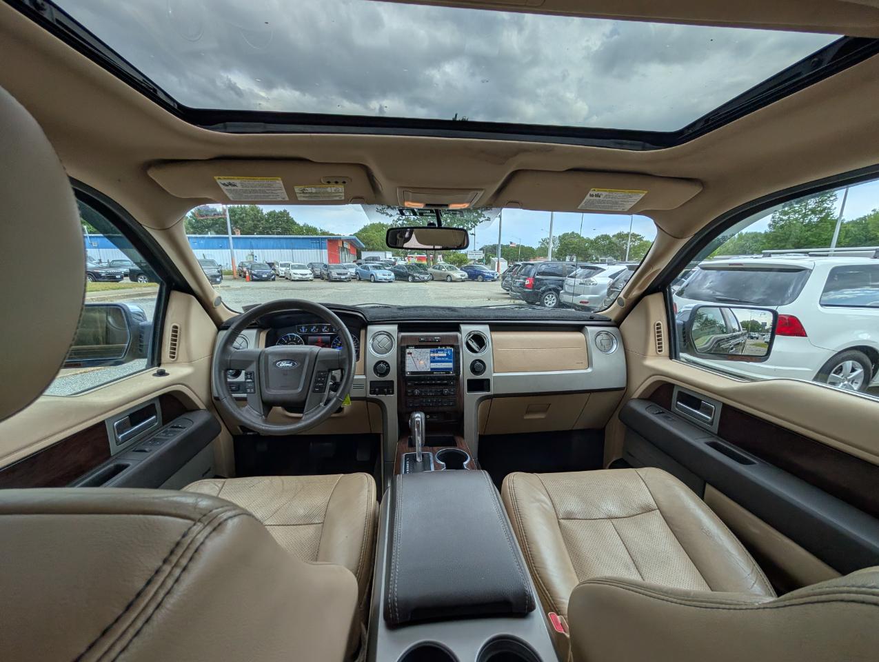 Ford F-150 4WD SuperCrew 145" Lariat 2012