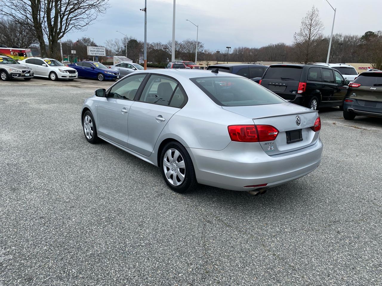 Volkswagen Jetta Sedan  2014