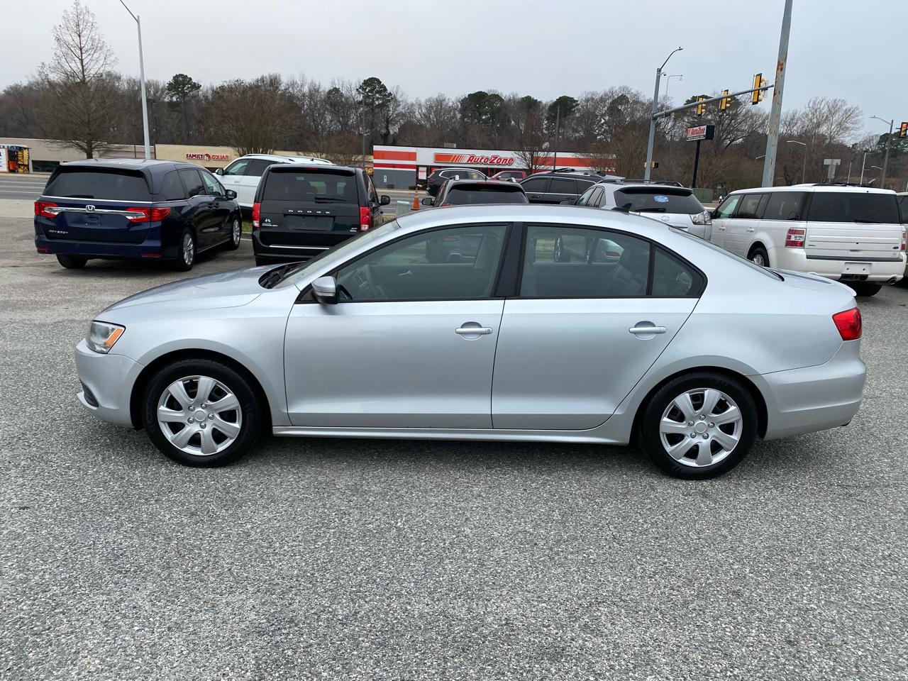 Volkswagen Jetta Sedan  2014