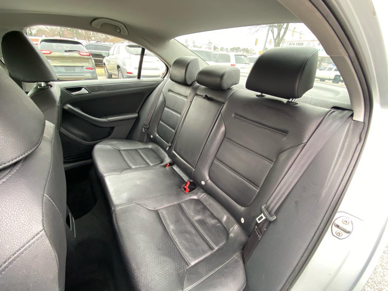 Volkswagen Jetta Sedan  2014