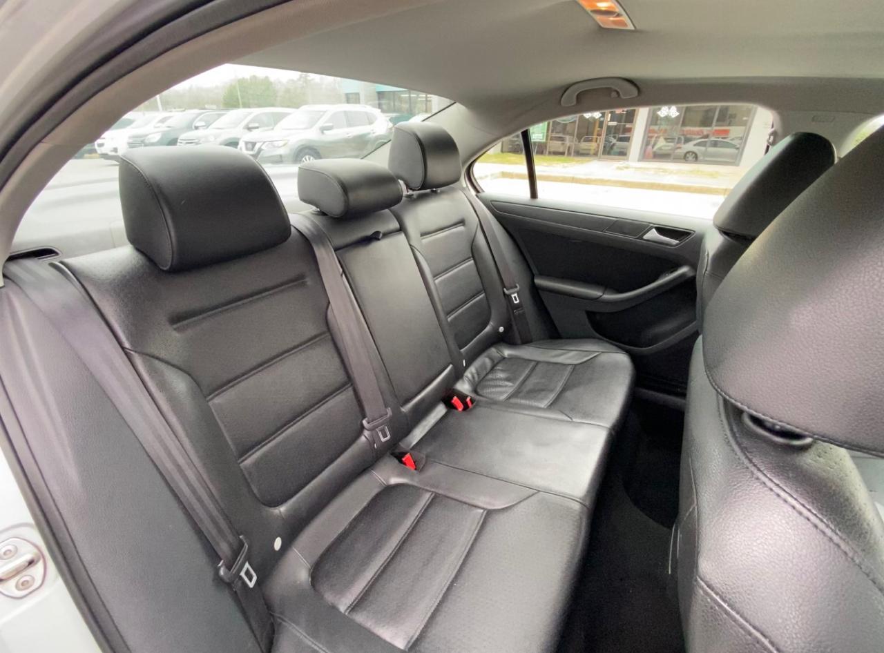 Volkswagen Jetta Sedan  2014