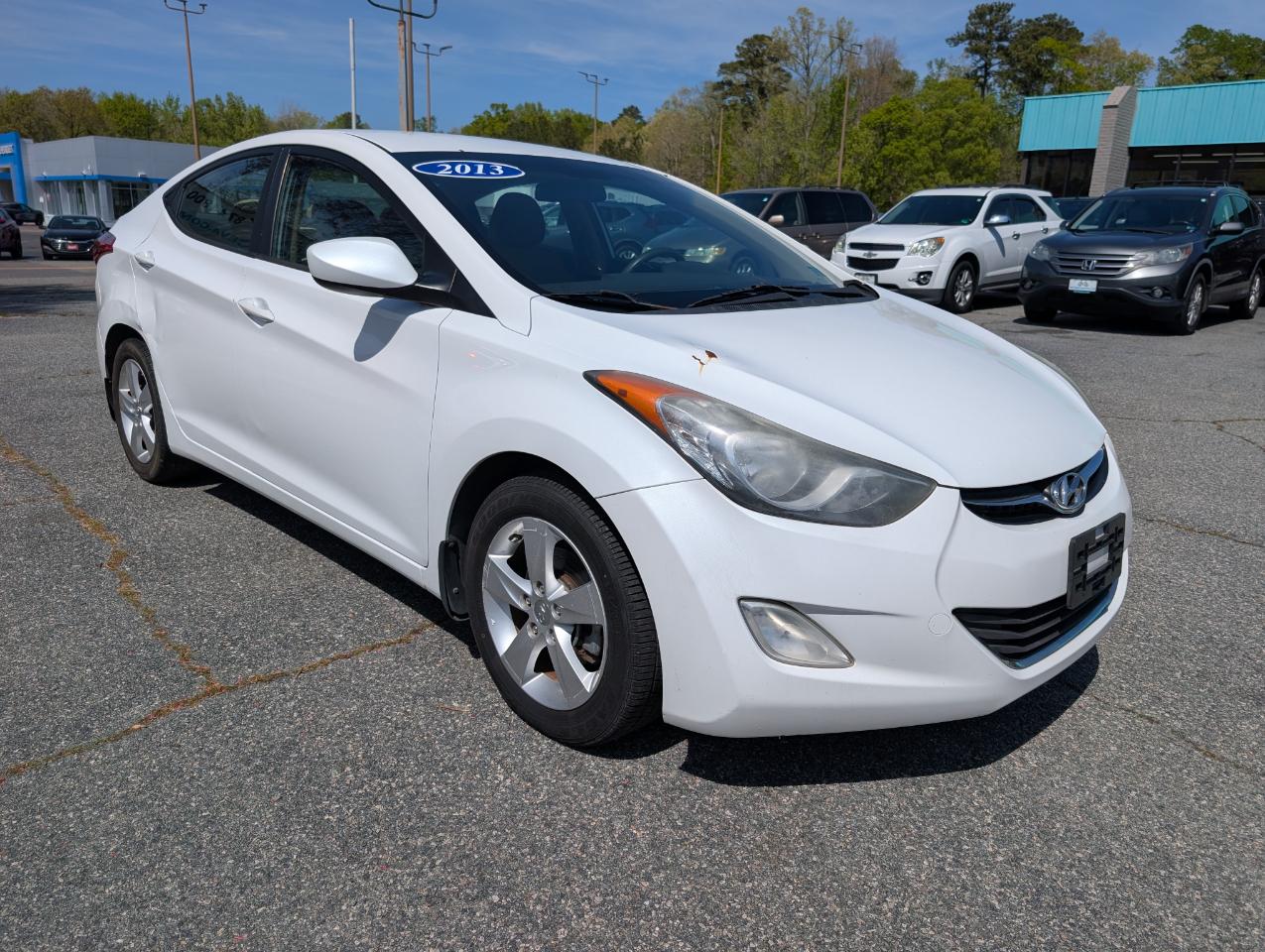 Hyundai Elantra  2013