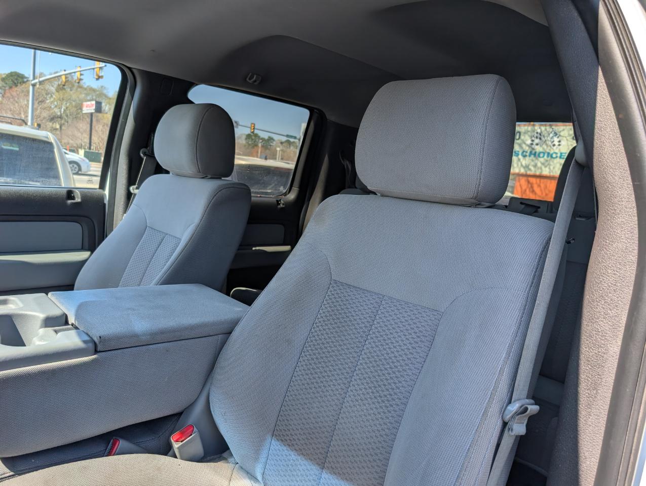 Ford F-150 4WD SuperCrew 145" XLT 2013