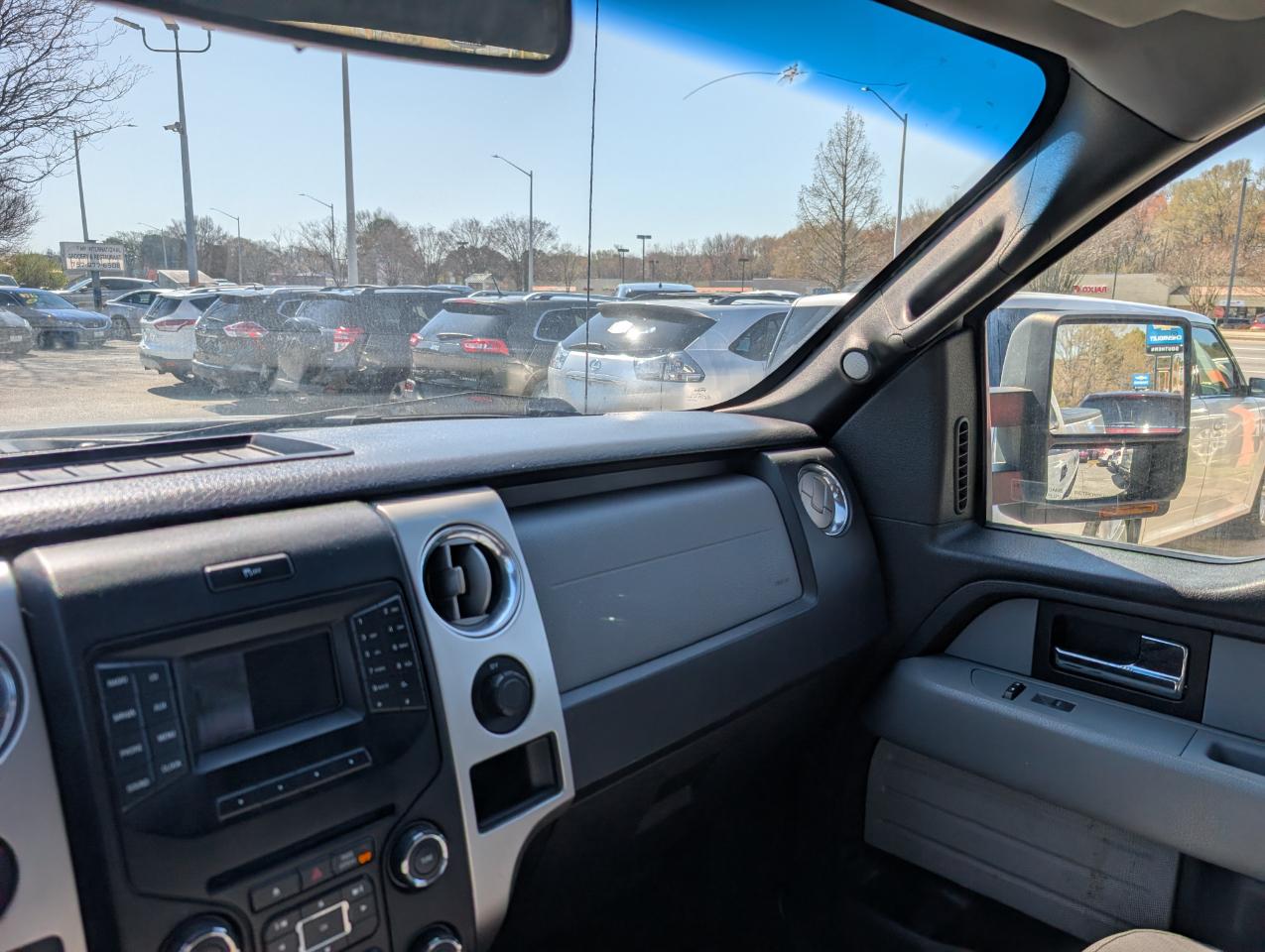 Ford F-150 4WD SuperCrew 145" XLT 2013