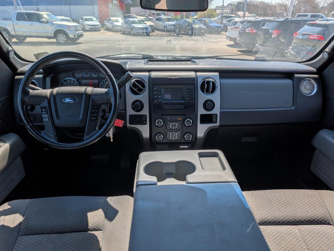 Ford F-150 4WD SuperCrew 145" XLT 2013