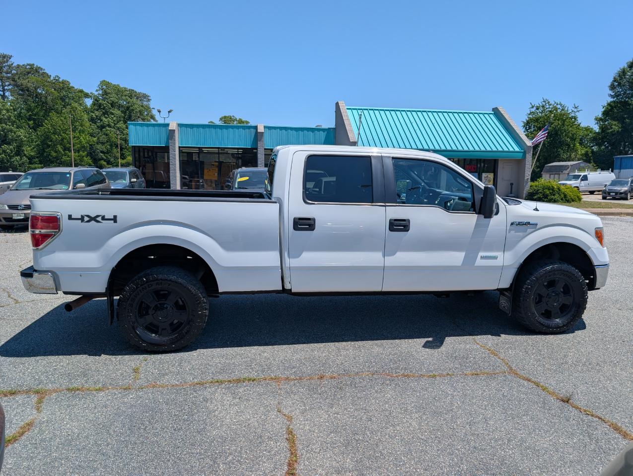 Ford F-150 4WD SuperCrew 145" XLT 2013