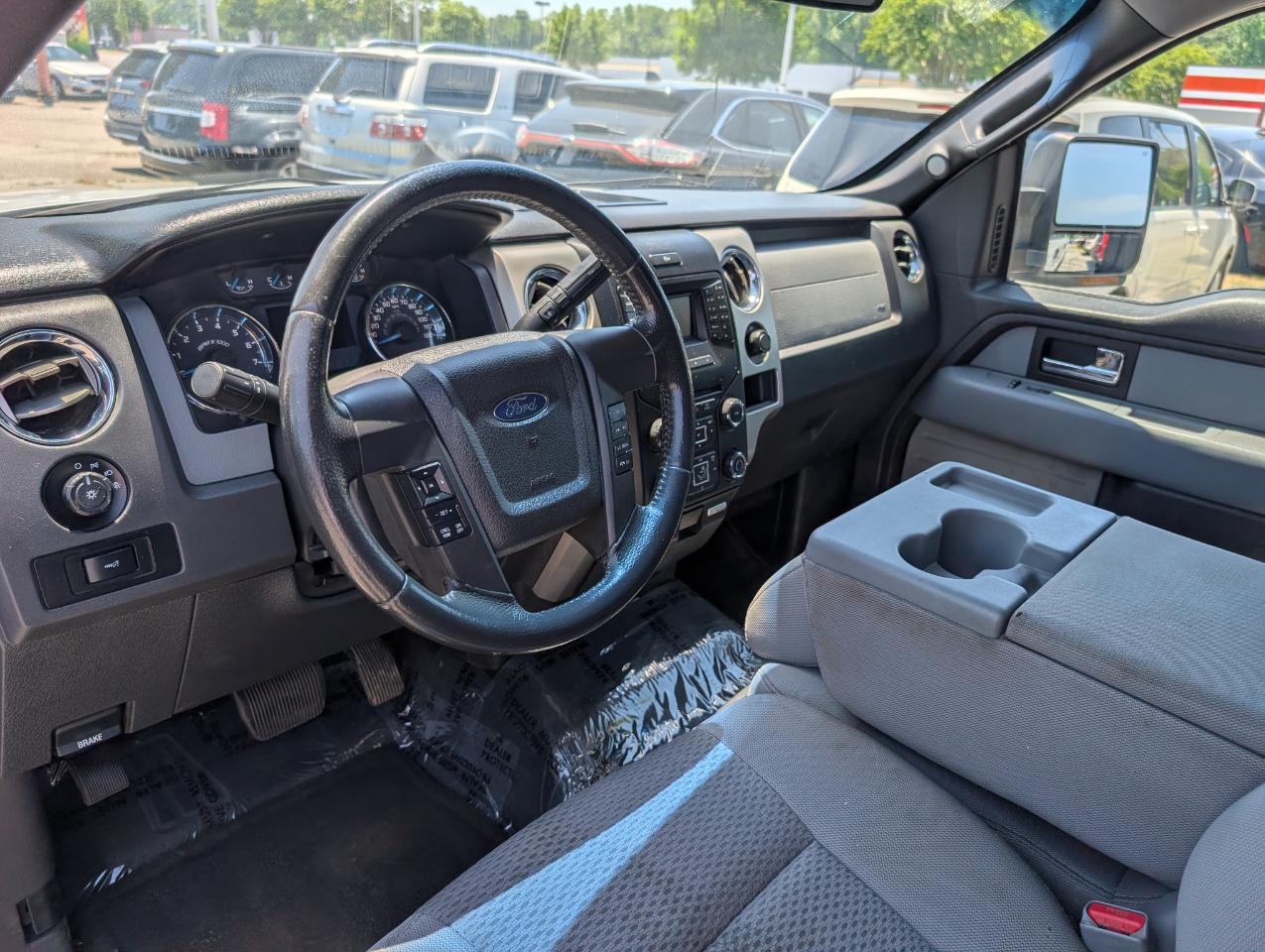Ford F-150 4WD SuperCrew 145" XLT 2013