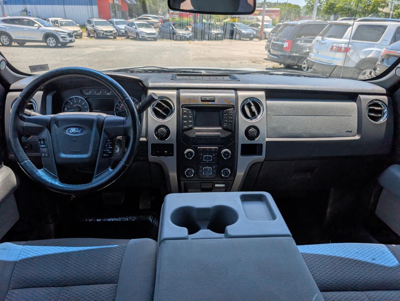 Ford F-150 4WD SuperCrew 145" XLT 2013