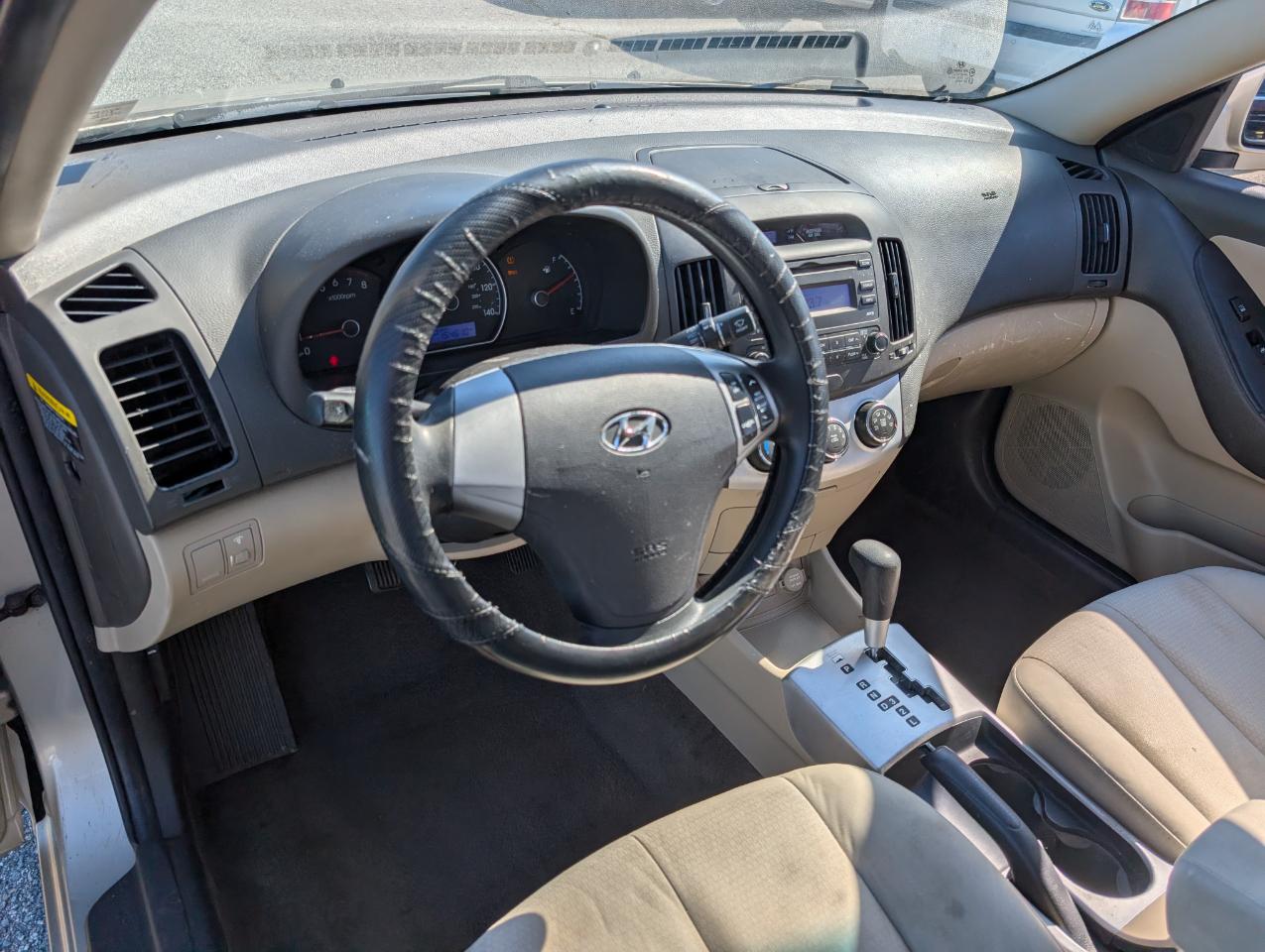 Hyundai Elantra  2009