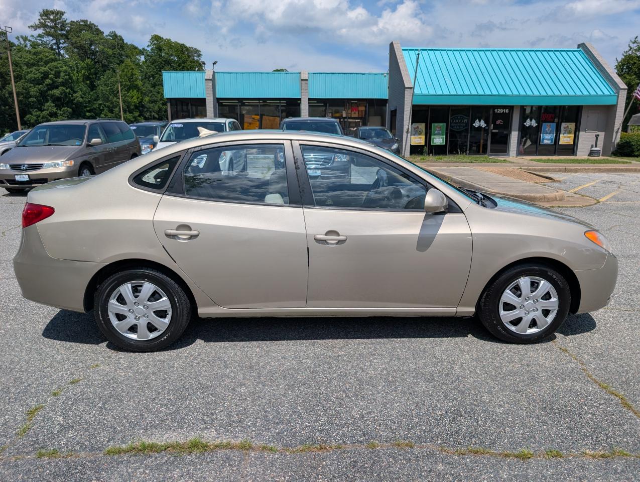 Hyundai Elantra  2009