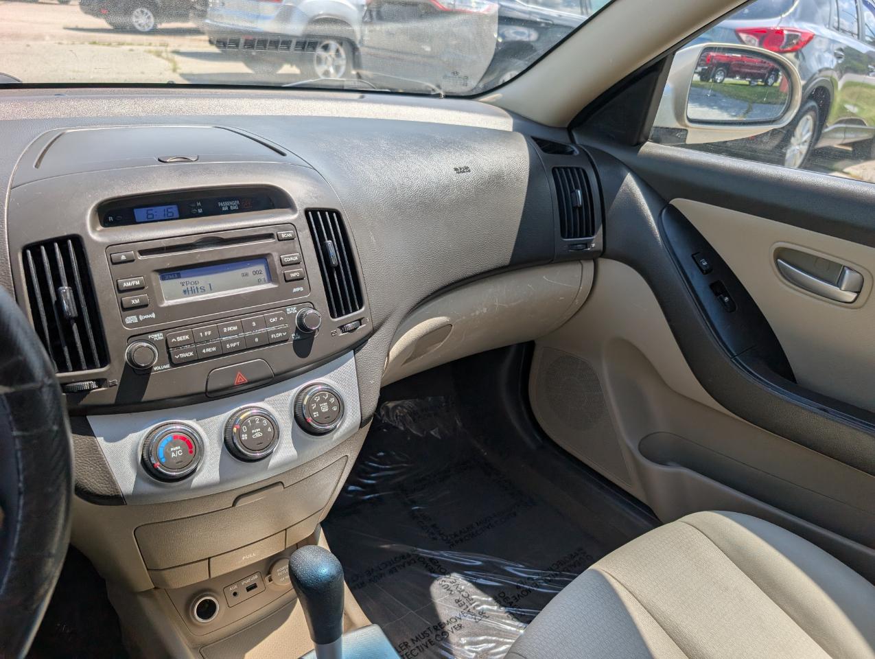 Hyundai Elantra  2009