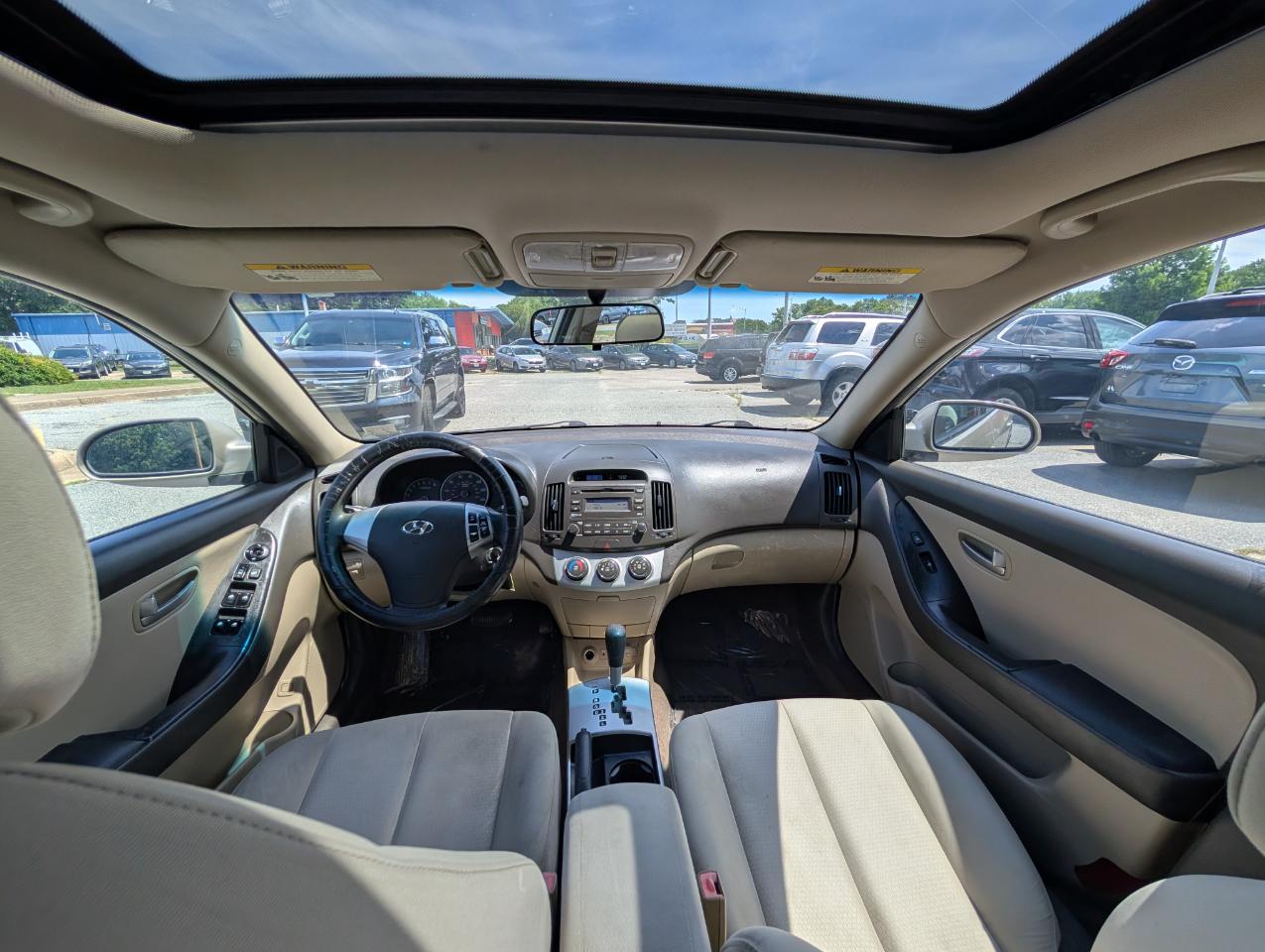 Hyundai Elantra  2009